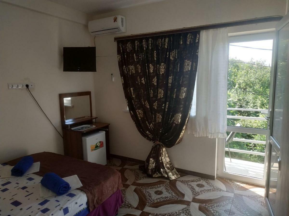 غاغرا Guest House U Antoniny الغرفة الصورة